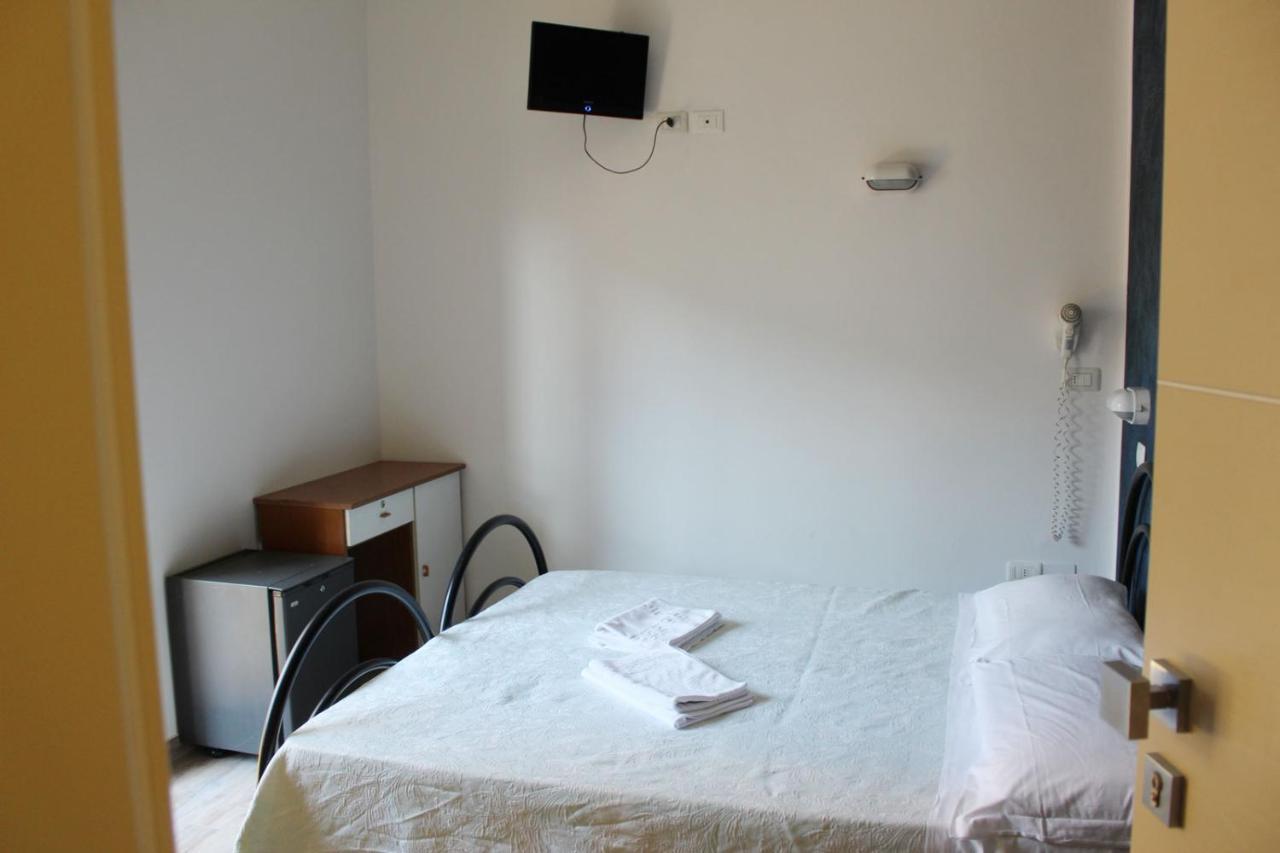 Hotel Luna Rimini Exteriér fotografie